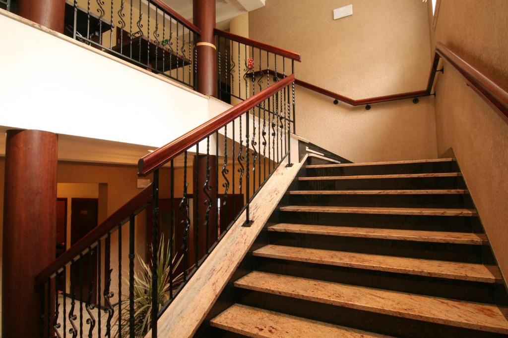 Hotel Nad Wigrami Gawrych Ruda Buitenkant foto